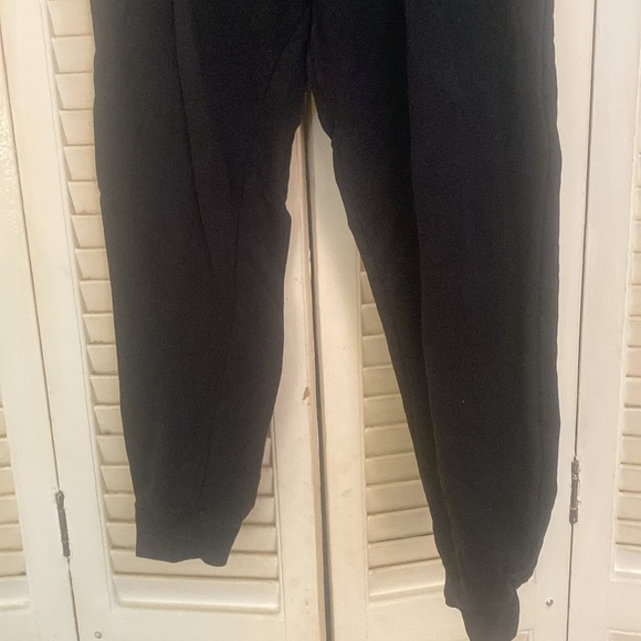 Nike - Picture 2 of 3